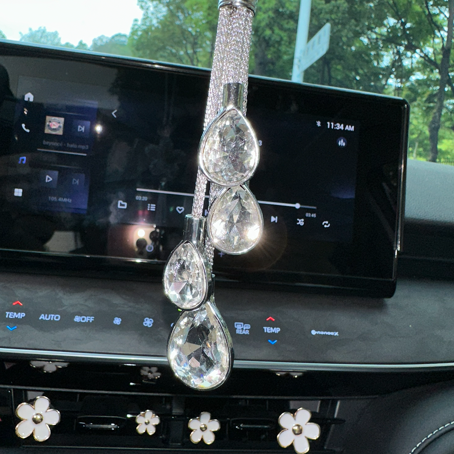 Sparkly Sunflower Rhinestone Car Mirror Charm with Crystal Teardrops – Bling Rearview Mirror Hanging Decor for Women | Cute Aesthetic Car Accessory Gift Moodsweave