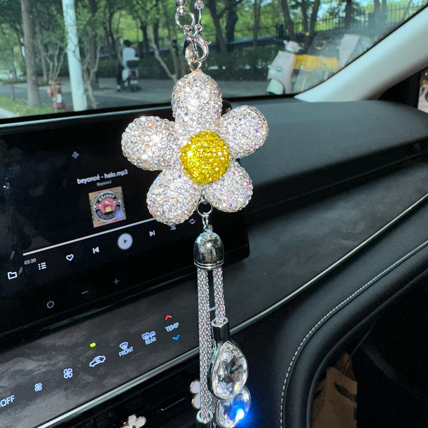 Sparkly Sunflower Rhinestone Car Mirror Charm with Crystal Teardrops – Bling Rearview Mirror Hanging Decor for Women | Cute Aesthetic Car Accessory Gift Moodsweave