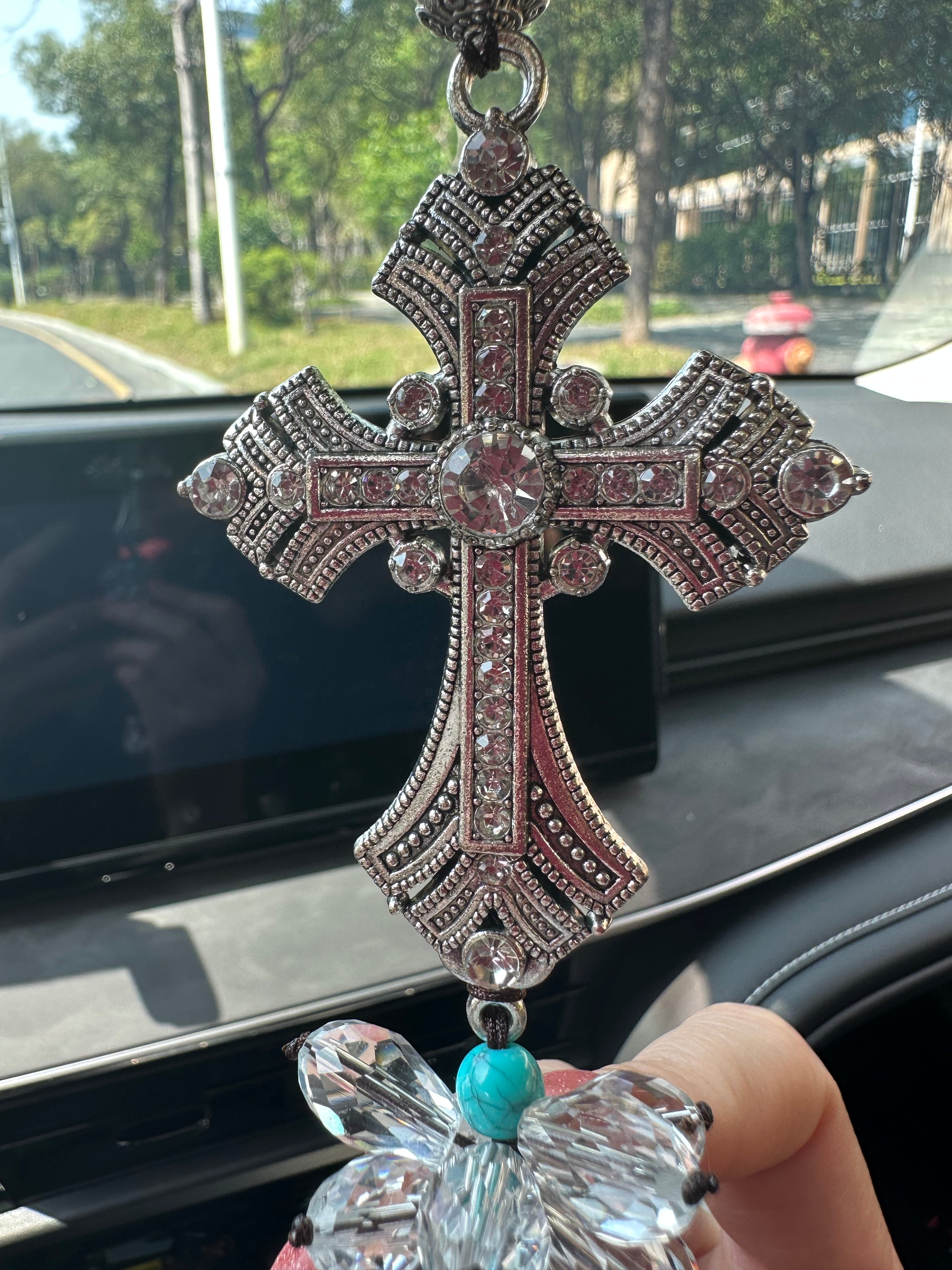 Custom Rhinestone Cross Rearview Mirror Charm – Christian Cross Car Hanging Ornament | Faith-Inspired Car Accessories