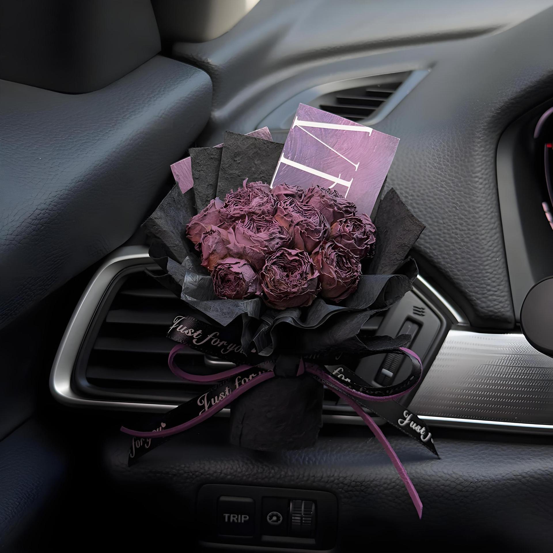 Handmade Preserved Rose Car Vent Clip – Real Dried Flower Bouquet Air Vent Decor, Luxury Auto Interior Accessory, Long-Lasting Floral Car Ornament MOODSWEAVE