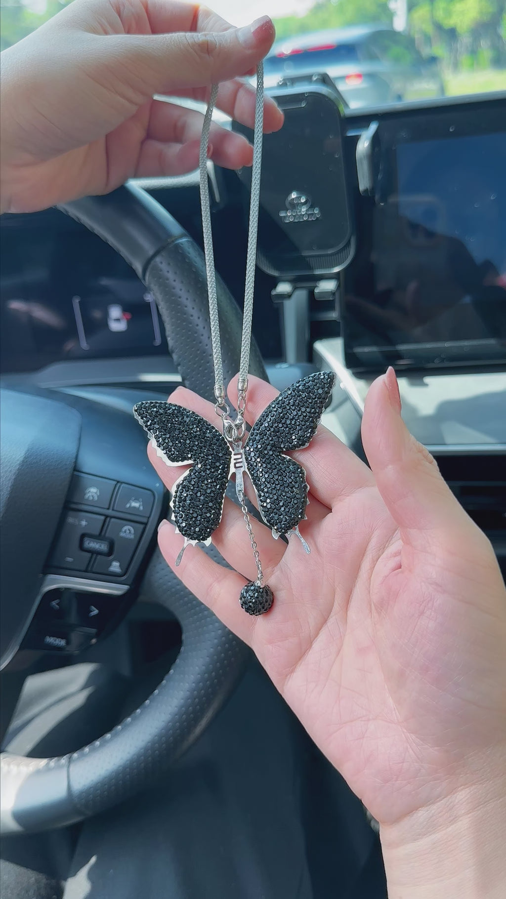 Custom Rhinestone Butterfly Car Mirror Charm – Sparkling Crystal Rearview Mirror Hanging Ornament, Cute Butterfly Car Accessory Gift for Women MOODSWEAVE